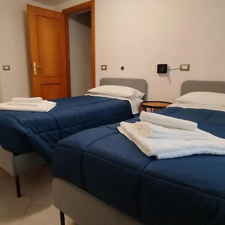 Casa A 7 Minuti Da Aeroporto Fco Vicino Fiera Di Roma!! Apartment Fiumicino Exterior photo