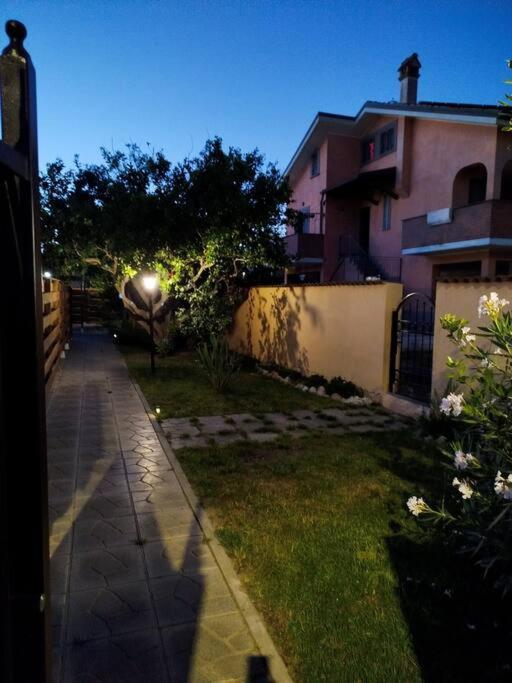 Apartment Casa A 7 Minuti Da Aeroporto Fco Vicino Fiera Di Roma!! *